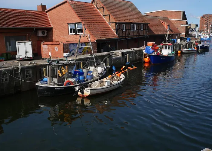 Ostsee-weitblick Zw Rostock Und Wismar *